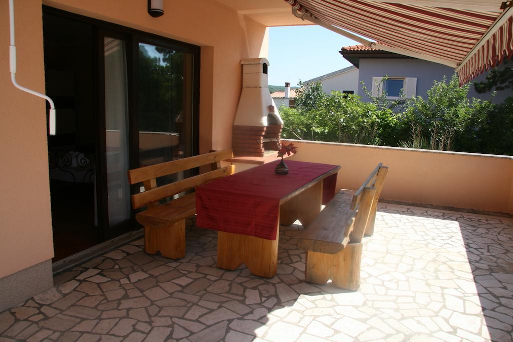 Karabaic Krk Apartment